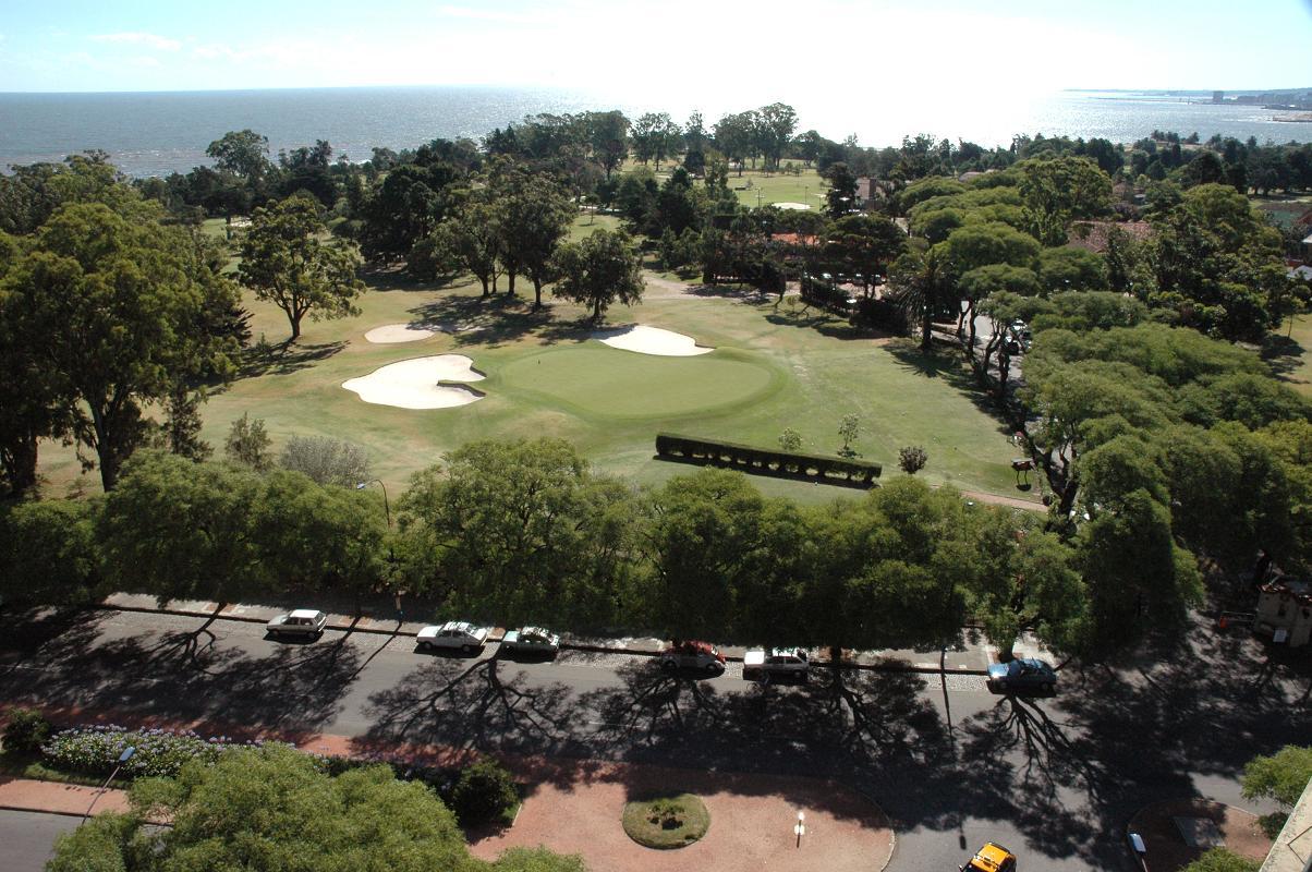 Regency Golf - Hotel Urbano Монтевидео Экстерьер фото